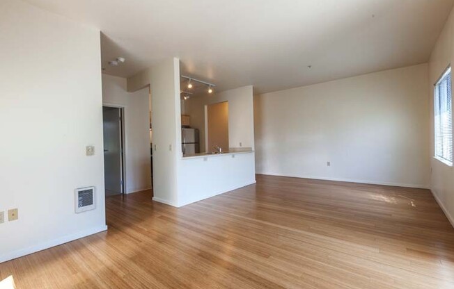 1 bed, 1 bath, 759 sqft, $1,850, Unit 301