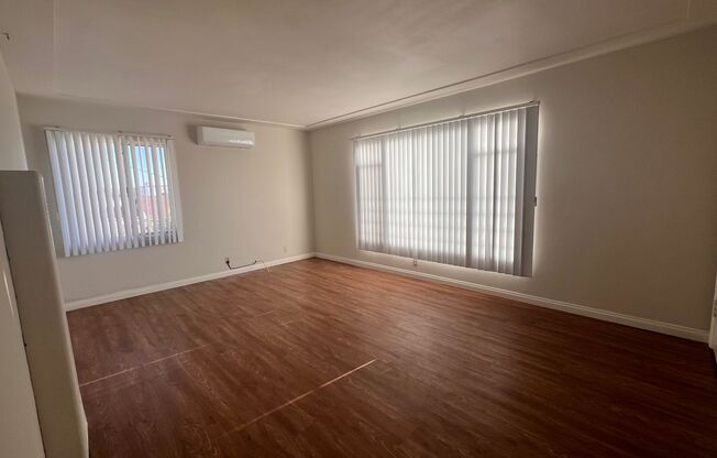 1 bed, 1 bath, 750 sqft, $1,900