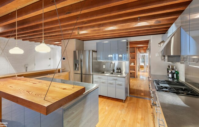 104 CHARLTON ST