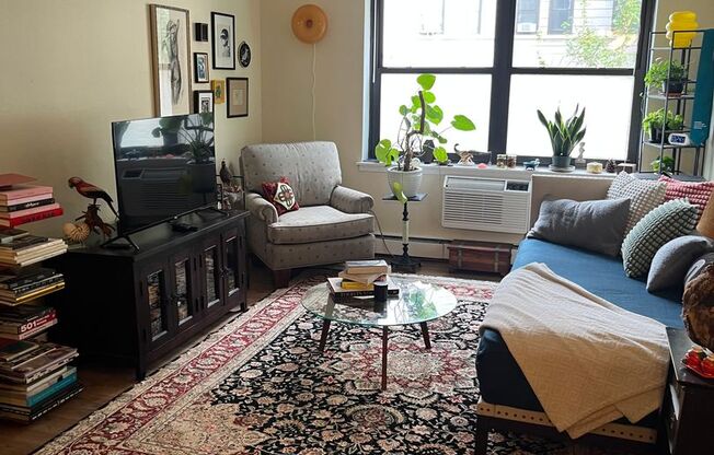 1 bed, 1 bath, $1,925, Unit 541-203