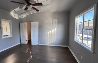 Studio, 1 bath, 425 sqft, $1,495, Unit 09