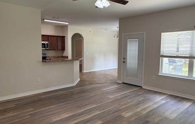 214 Ladue Ave Crestview, FL 32539