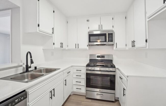 2 beds, 2 baths, 1,195 sqft, $2,267, Unit 113