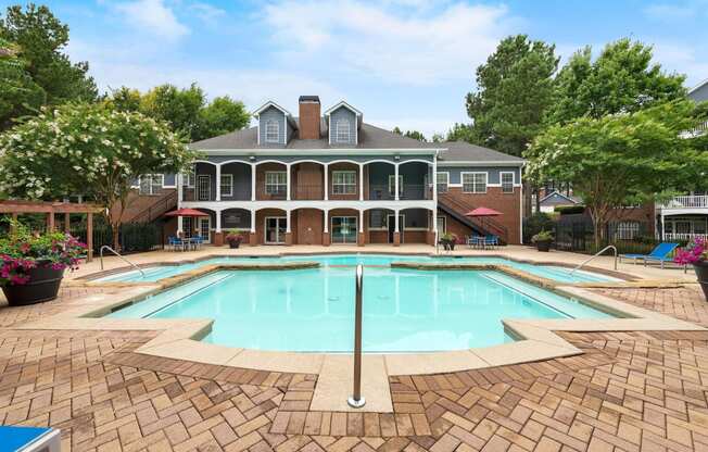 Pool and clubhouse at Sugarloaf Crossing Apartments, Lawrenceville,GA 30046