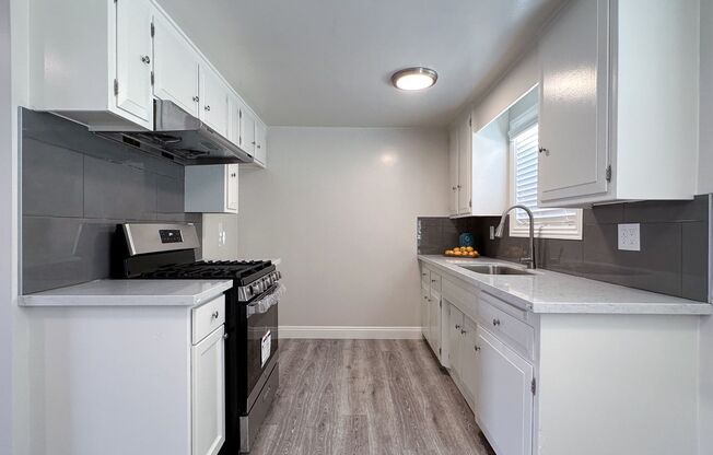 1 bed, 1 bath, 700 sqft, $2,150, Unit 5