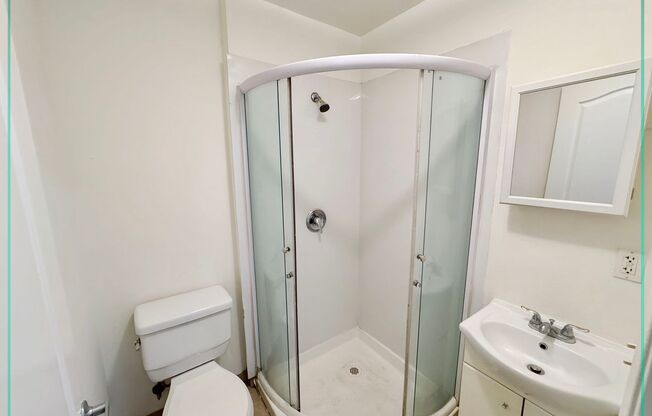 Studio, 1 bath, 350 sqft, $989, Unit 317