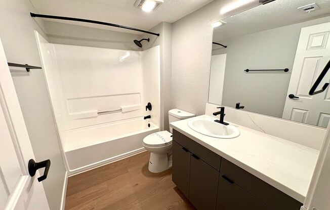 2 beds, 2 baths, 986 sqft, $2,595, Unit 254