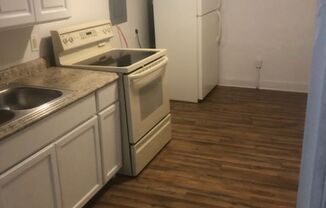 1 bed, 1 bath, $600, Unit Unit C