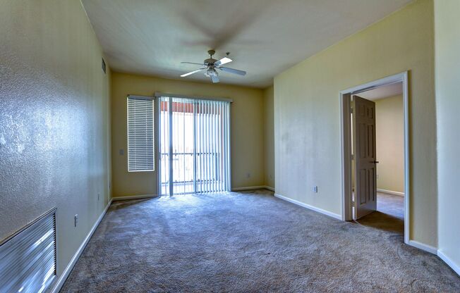 FANTASTIC GUARD GATED COMMUNITY IN PARK AVENUE.