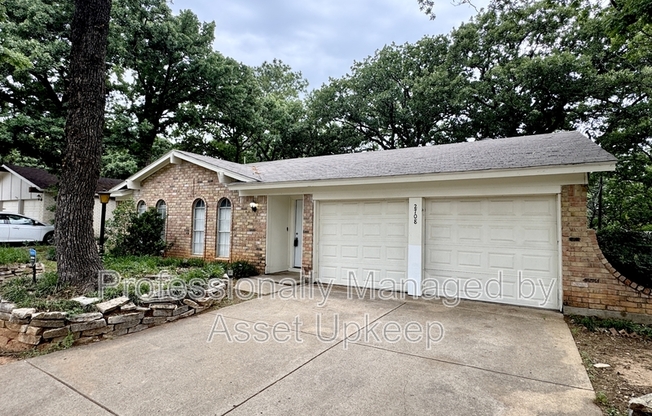 2708 HILLDALE BLVD