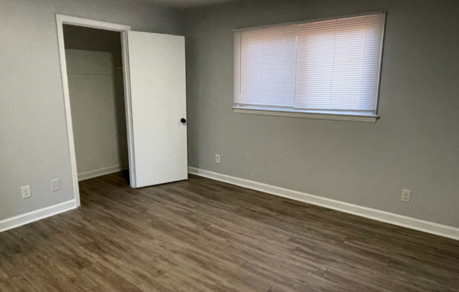 2 beds, 1.5 baths, $1,225, Unit 1106 Marble St. Apt. # D