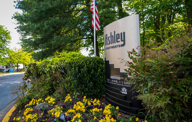 Ashley Apartments Entry Signage Corner Close Photo
