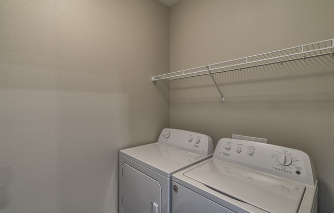 3 beds, 2 baths, 1,301 sqft, $1,725, Unit 302