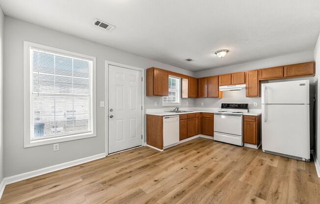 2 beds, 1.5 baths, 1,083 sqft, $1,380, Unit D-8