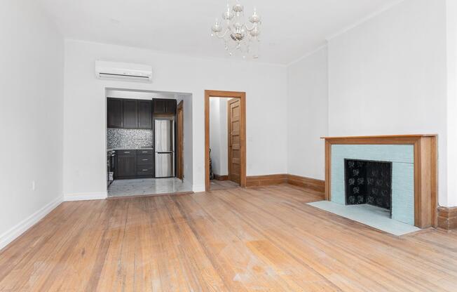 453 W 140 ST