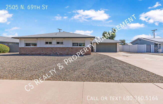 2505 N 69 ST