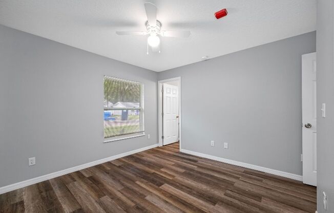 3 beds, 1.5 baths, 908 sqft, $1,595, Unit 173