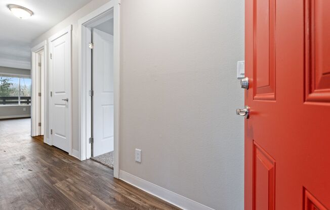 Welcome Home to Stone Creek Apartments!