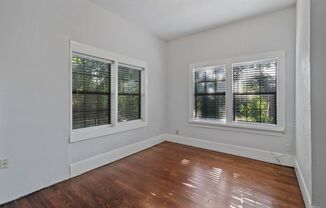 516 Mill St