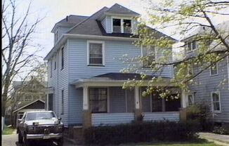93 Roslyn Street