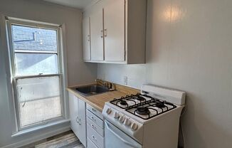 1 bed, 1 bath, $850, Unit UNIT 5