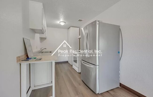 2 beds, 1 bath, 906 sqft, $1,445, Unit #4