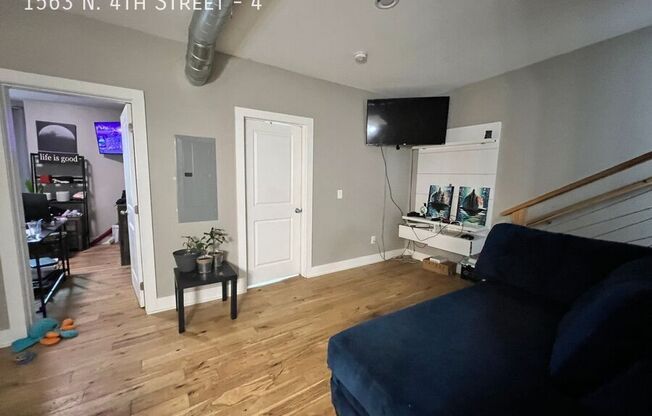 1563 N 4 ST