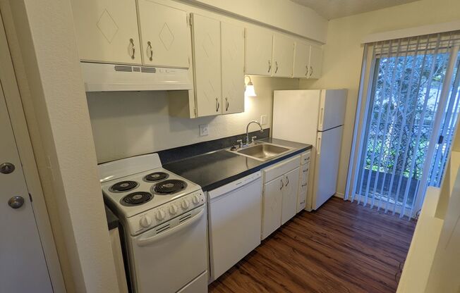 1 bed, 1 bath, 700 sqft, $1,295, Unit #26