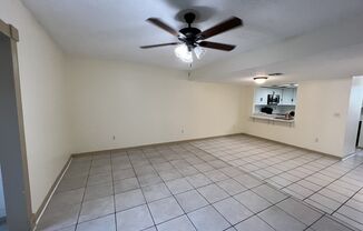 2 bedroom 2 bathroom townhouse in Oldsmar!!