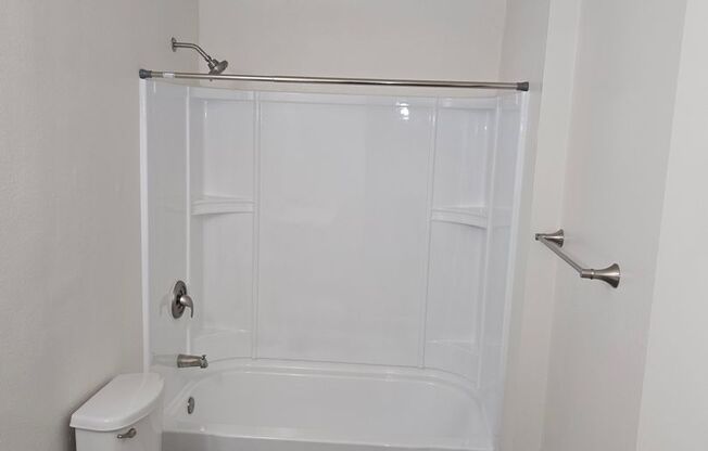 1 bed, 1 bath, 450 sqft, $1,750, Unit 55-30A
