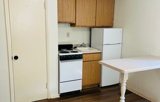 135 East Johnson Street