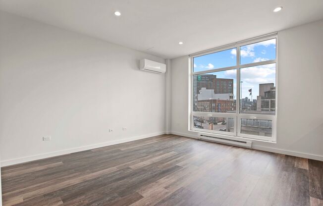 Studio, 1 bath, 501 sqft, $2,145, Unit 615