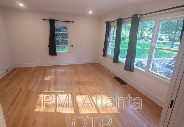 1952 WELLBOURNE DR NE