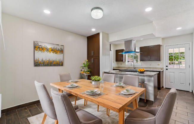 2608 DAN SIKES DR