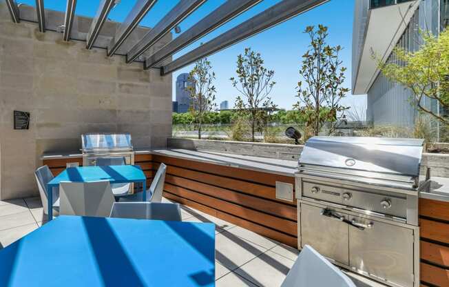 Outdoor Grilling area at The Hamilton at The Epic in Deep Ellum, Dallas, Texas, TX