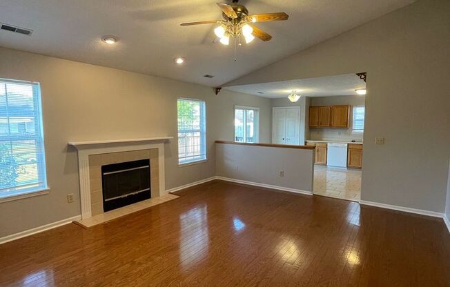 Fishers - 3 bedroom home