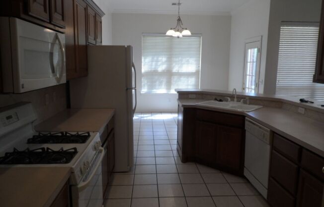 3 beds, 2 baths, $1,795