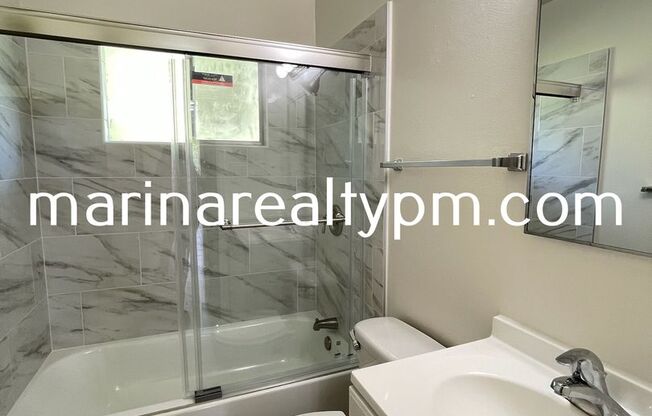Spacious 1 bedroom near Mare Island & Vallejo Ferry
