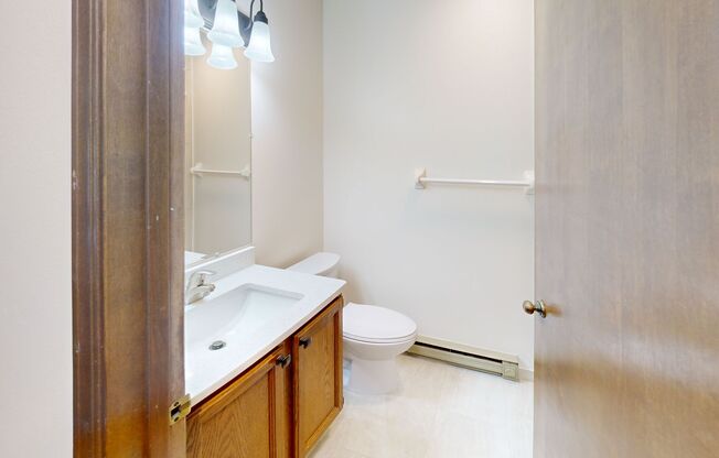 2 beds, 2 baths, 1,000 sqft, $1,780, Unit 7709CD