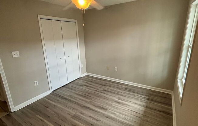 2 beds, 2 baths, $1,400