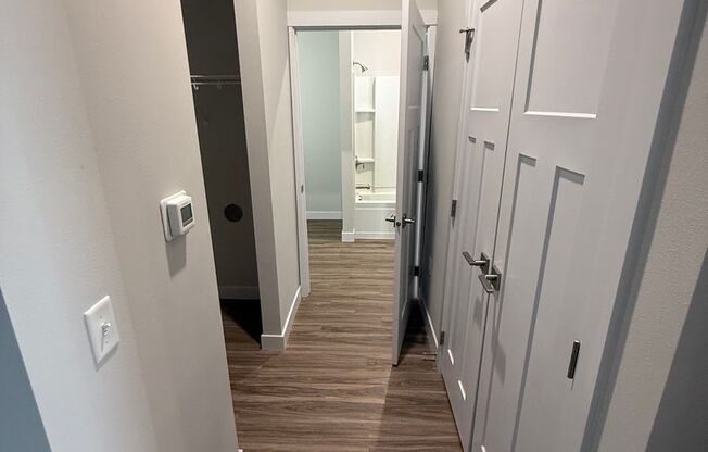 1 bed, 1 bath, 616 sqft, $1,150, Unit 309