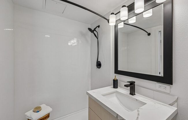 Studio, 1 bath, 452 sqft, $2,395, Unit 2330-106