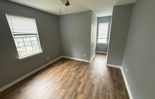 Charming 3-Bedroom Home in Charlotte’s Prindle Lake Community