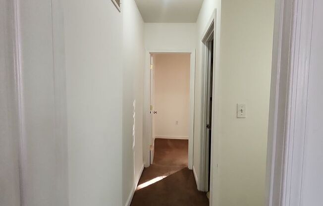 2 beds, 1 bath, $1,325, Unit # 1