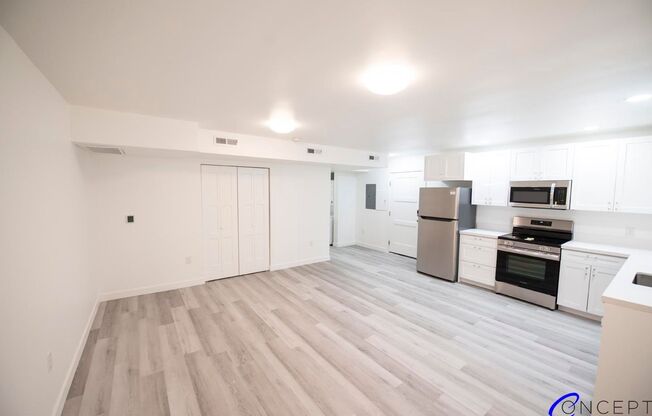 1 bed, 1 bath, 621 sqft, $1,375, Unit 18