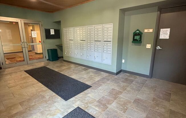 Studio, 1 bath, 680 sqft, $1,850, Unit #317