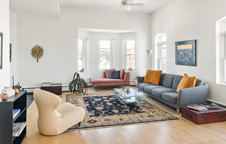 2 beds, 2 baths, $3,300, Unit 8