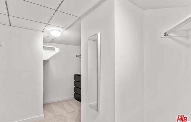 2 beds, 2.5 baths, 1,770 sqft, $5,995, Unit 324