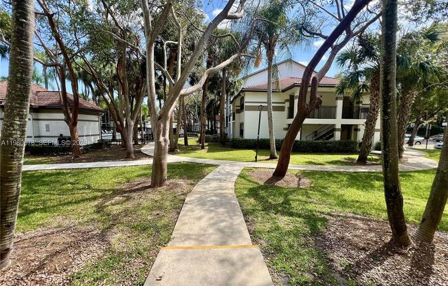 640 S PARK RD # 12-4 HOLLYWOOD, FL 33021