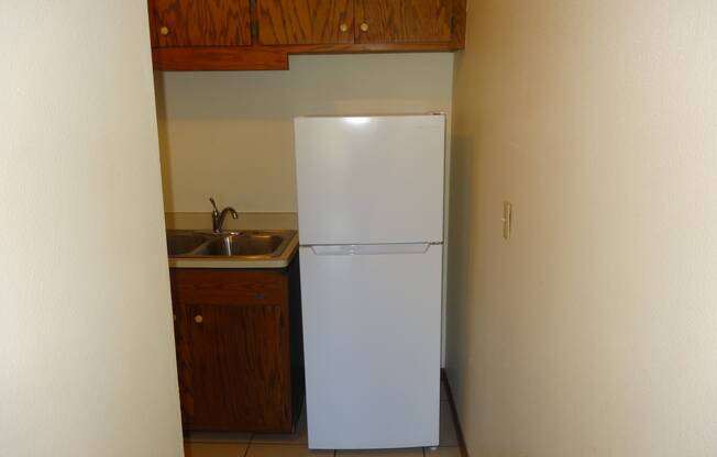 7000 N 43 ST